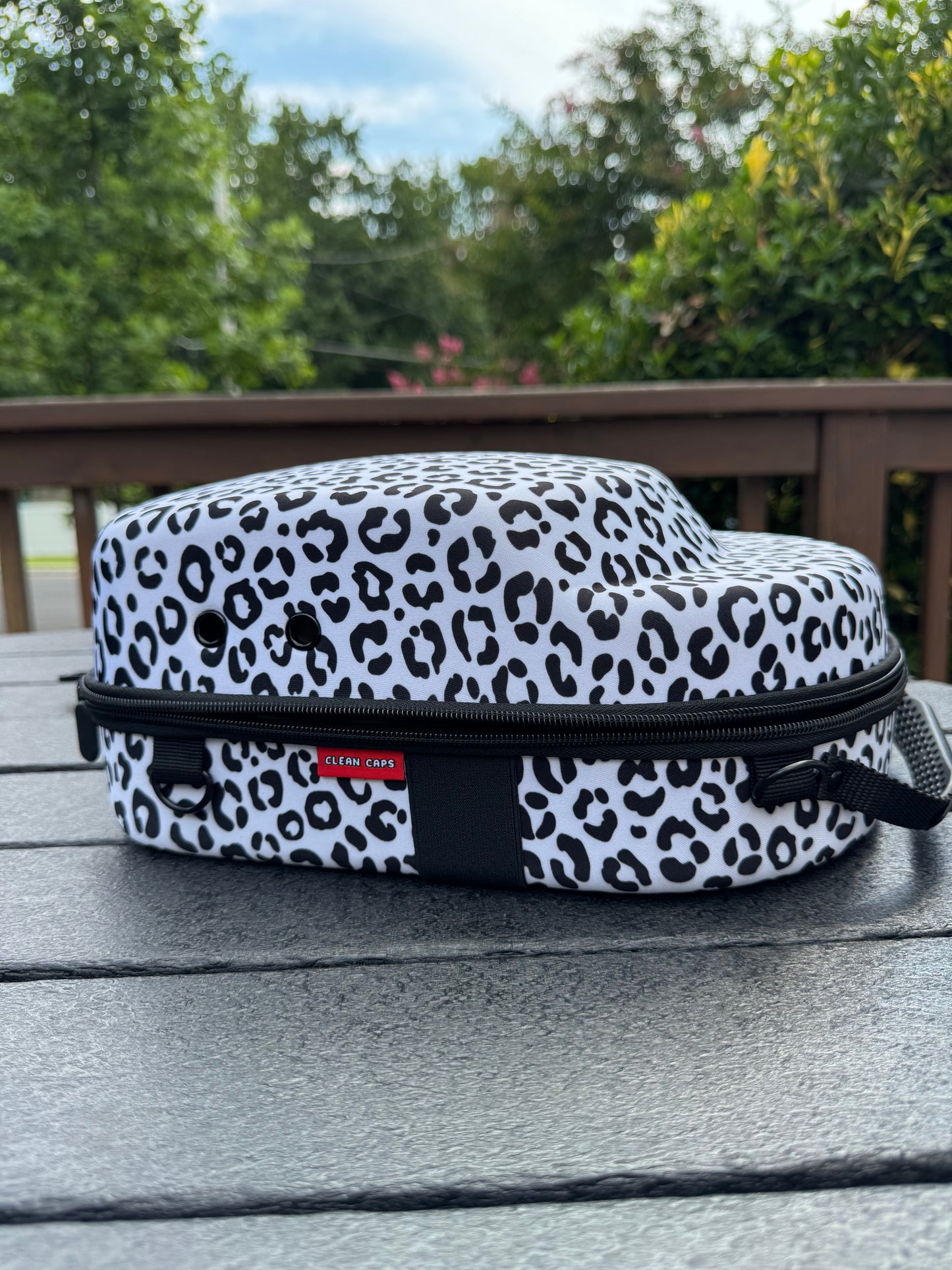 Wholesale Ultimate Travel Hat Case